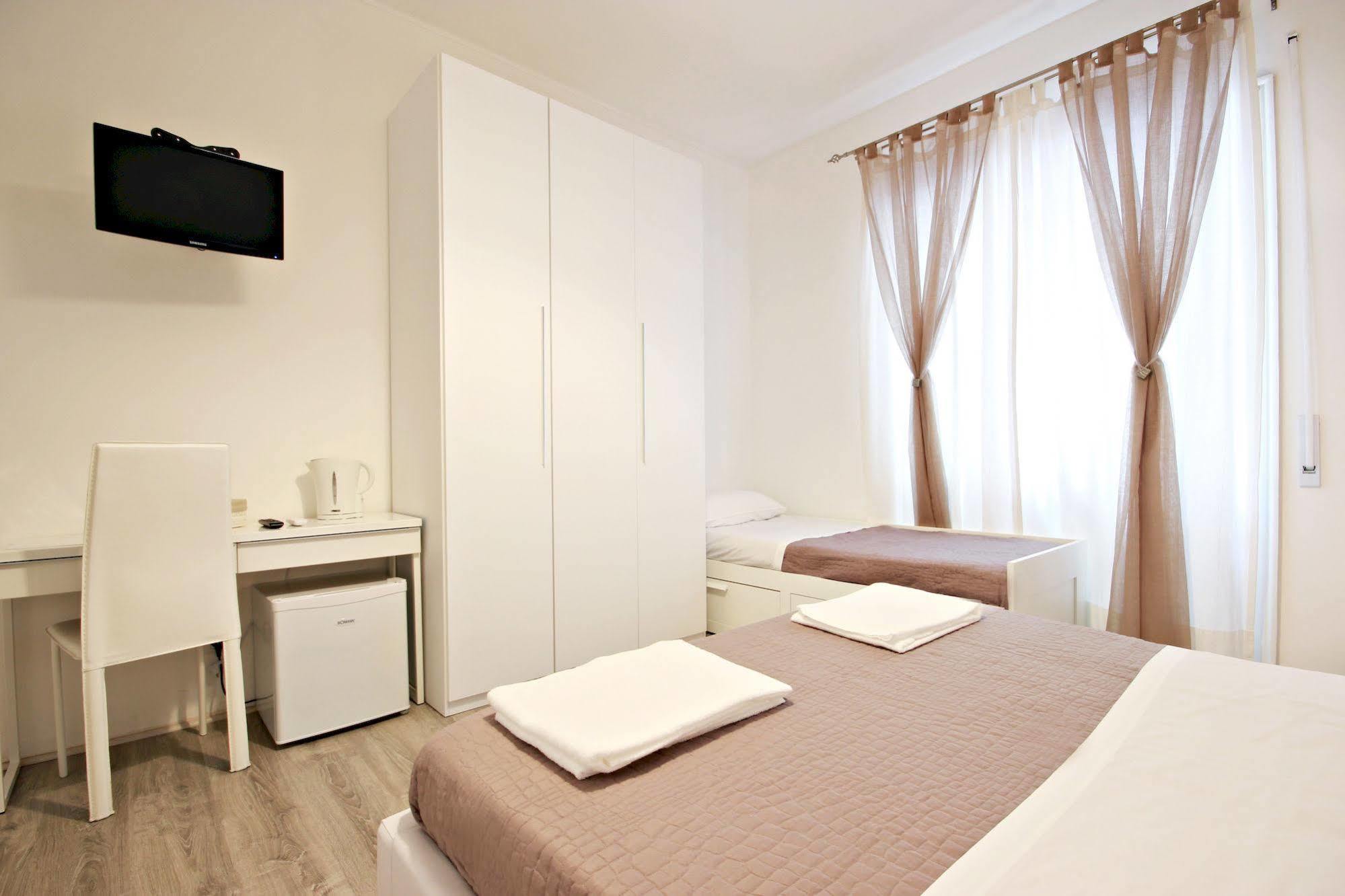 Bed and Breakfast Le Piazze Di Roma Zewnętrze zdjęcie