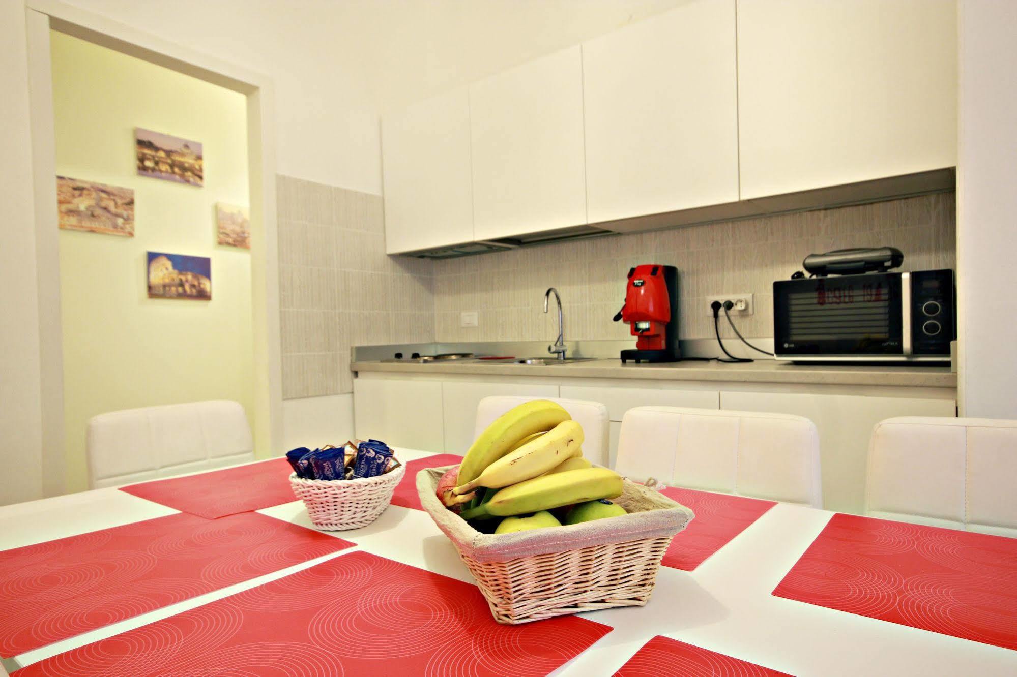 Bed and Breakfast Le Piazze Di Roma Zewnętrze zdjęcie
